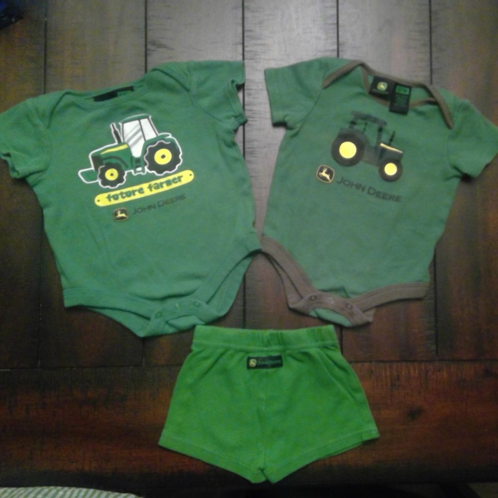 John Deere Tractor Onesie 6-9 months shorts 12 m